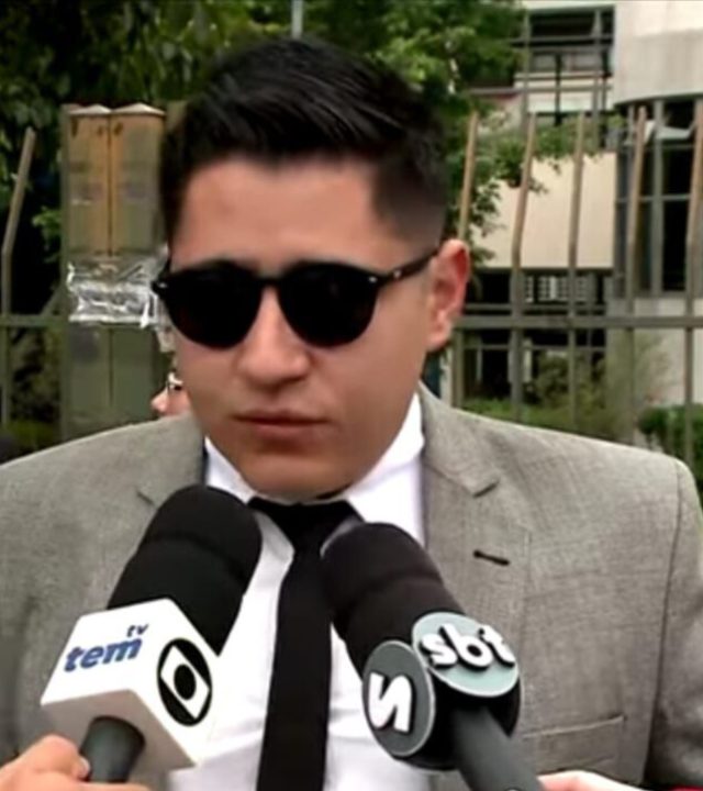 ENTREVISTA-RECORTE.jpg